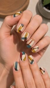 Folding Ruler Nails With Hinged Graphic Movement
