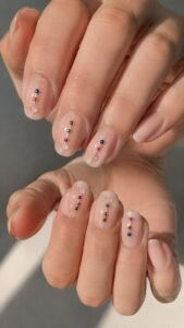Hang One Color Strand From the Cuticle