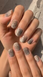 Open Irregular Pores Through the Color