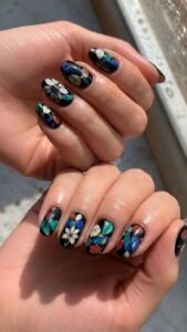 Pietra Dura Nails With Flat Gemstone Inlay