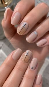 Press a Silver Pump Near the Cuticle