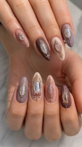 Royal Hand Mirror Nails With Framed Reflection Details